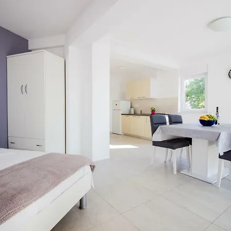 Apartman Colic