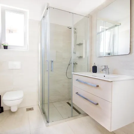 Colic Apartman