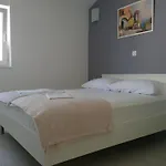 Colic * Njivice